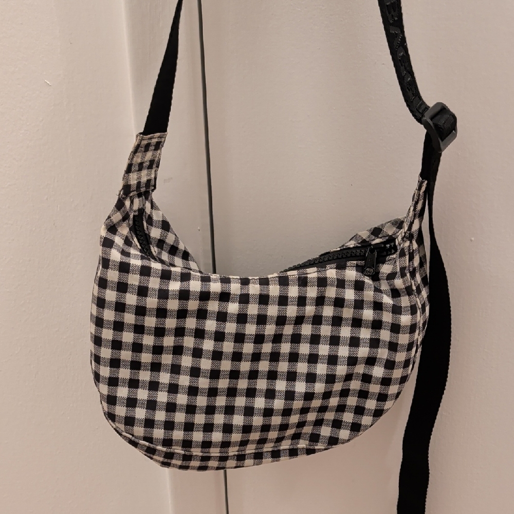 BAGGU Black and White Checkered Crossbody Bag